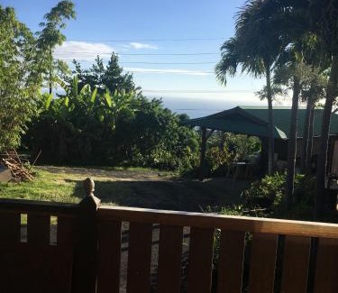 Honalo House | Holualoa bungalows