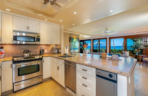 Kihei Condo | Holy Kamaole! Beachfront Kihei!