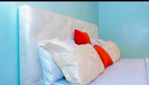 Ruhengeri Bed & Breakfast | Holy Land Resort