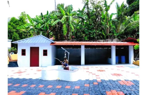 Kundara Apartment | Holy Trinity - Serviced Villa