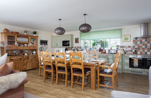 Saint Blazey House | Holywell House (4 Guests) - a spacious house sleeping 4 guests in 2 bedrooms