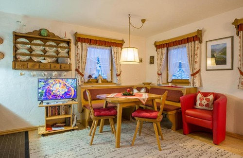 Ehrwald Apartment | Holzschnitzers Appartements
