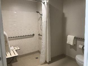 Gainesville Hotel | HOM Hotel Gainesville, SureStay Collection by Best Western
