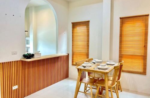 Ban Chang House | Home 2 bedroom Rayong long stay Phala Beach