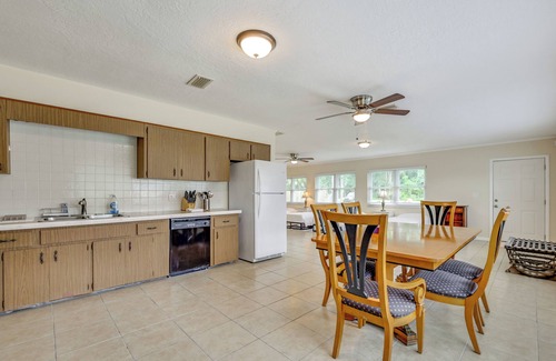 Homosassa Cottage | Home 3 Mi to Homosassa Springs Wildlife State Park