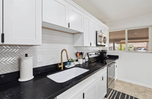 South Scottsdale House | Home 8 Minutes to Old Town Scottsdale