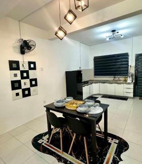 Durian Tunggal House | Home at Durian Tunggal