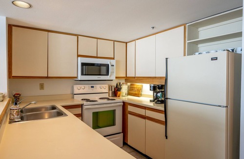 Whistler Village Apartment | Home at Whistler Mountain Square