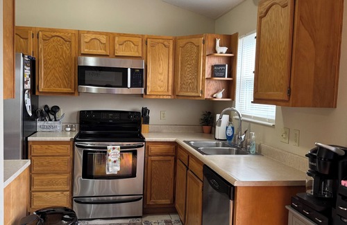 Dry Ridge House | Home away from Home- cleanest you’ll find!