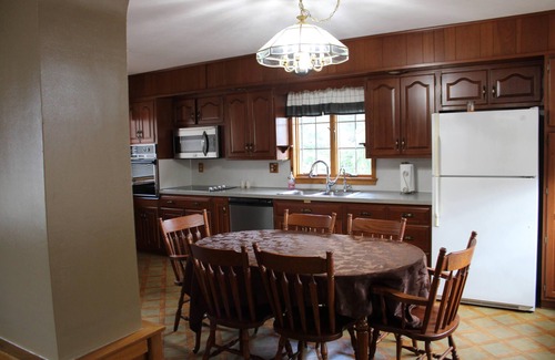 Martindale House | Home away from home - edge of small town Martindale