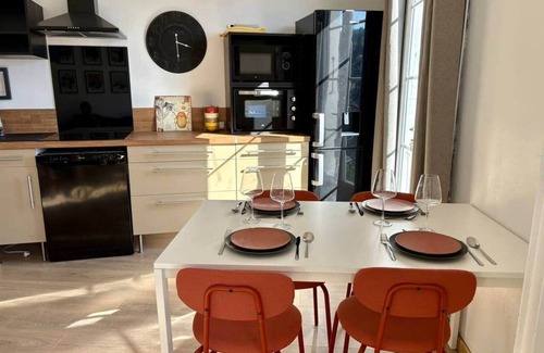 Aubenas Apartment | Home away from home.