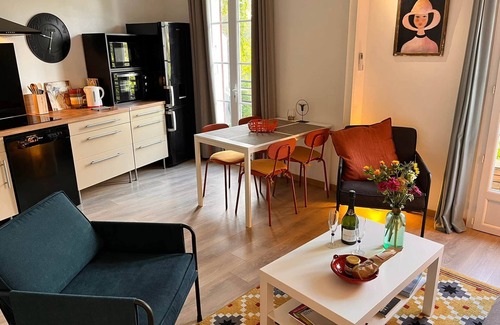 Aubenas Apartment | Home away from home.