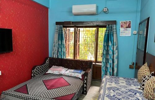 Kolkata House | Home away from Home in city with Garden View