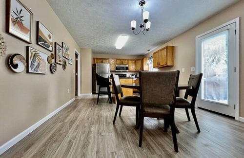 Trenton House | Home away from home in Trenton