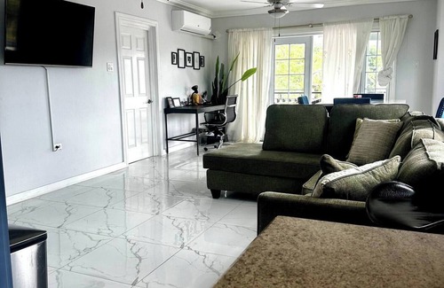 Barbican Apartment | Home away from home!