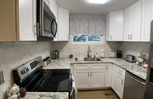 Riverside House | Home away from home. Minutes away from everything.