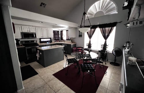 Western Meadows House | Home Away From Home Near Spring Training Fields - Great For Families!