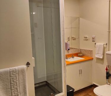 Richmond Apartment | Home Away From Home