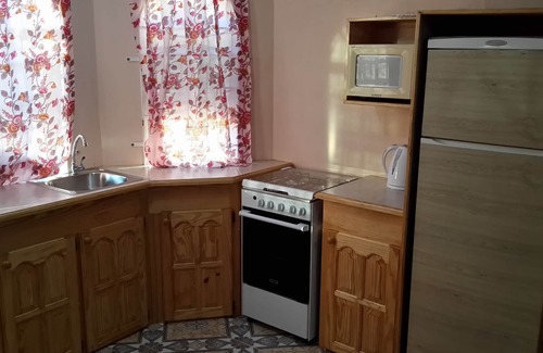 Arnos Vale Apartment | Home away from home stay at SUNBURST Apartment