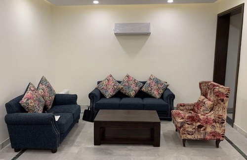Noida Bed & Breakfast | Home away from Home- safe, private apartment in a clean neighbourhood