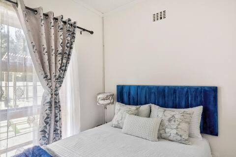 Eikenbosch House | Home away from home tiny cottage