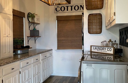 Fort Worth Other | Home away from Home. Experience. Country Hillside Farmhouse-skyline view