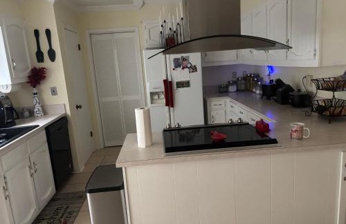 Saint Elmo House | Home away from home