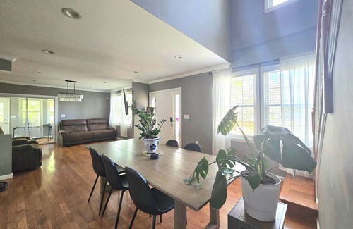 Hanover House | Home away from Home!