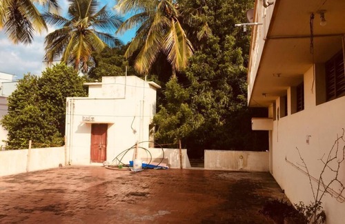 Salem Villa | HOME AWAY FROM UR SWEET HOME