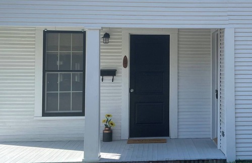 Whitesboro House | Home away from (small but very sweet) home!