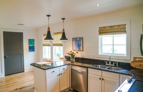 Seagrove Beach House | Home Away from Home! Beautiful Carriage House in Seagrove Close to the Beach
