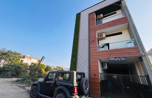 Indore Apartment | Home Escape Cozy 1BHK Apartment Mahalaxmi Nagar