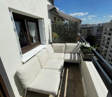 15th Arrondissement Apartment | Home F8 - Terrace Paris's view, Eiffel Tower area