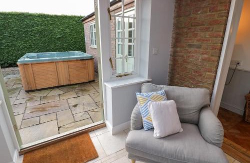 Priors Marston House | Home Farm Cottage