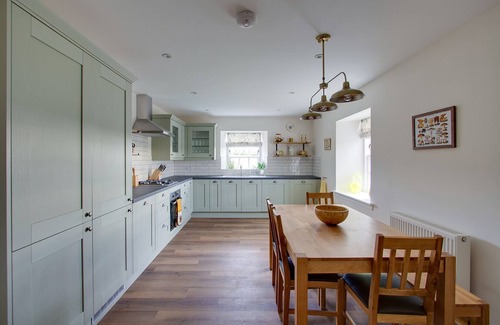 Forfar Cottage | Home Farm Cottage (with swimming pool and sauna)