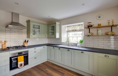 Forfar Cottage | Home Farm Cottage (with swimming pool and sauna)