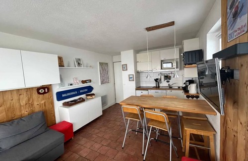 Reberty Apartment | Homerez - Apartment Saint-Martin-de-Belleville