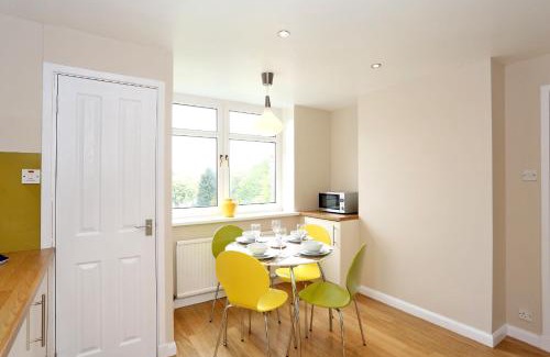 Aberdeen West End Apartment | Home from Home Aberdeen - Claremont