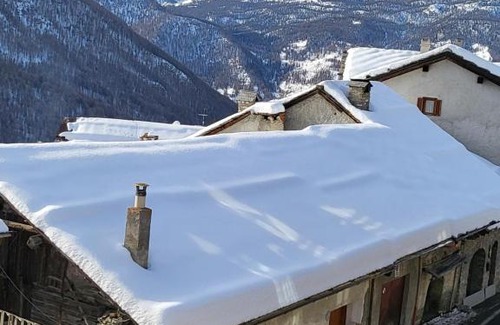 Sestriere Apartment | Home holidays- attico arc en ciel