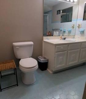 Glen Iris Apartment | Home in Birmingham Alabama
