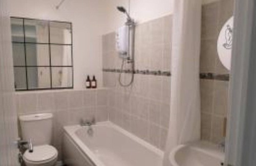 Hanham House | Home in Longwell Green
