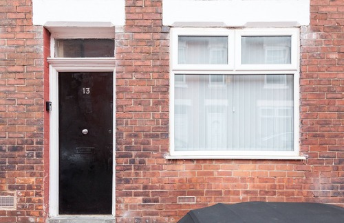 Chorlton-on-Medlock House | Home in the city. An entire home a stones throw from Manchester City Centre.