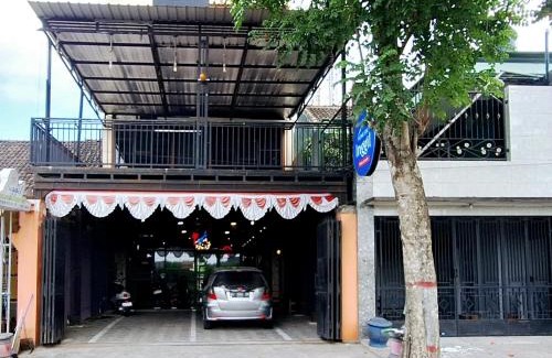 Blitar House | Home Inggil RedPartner