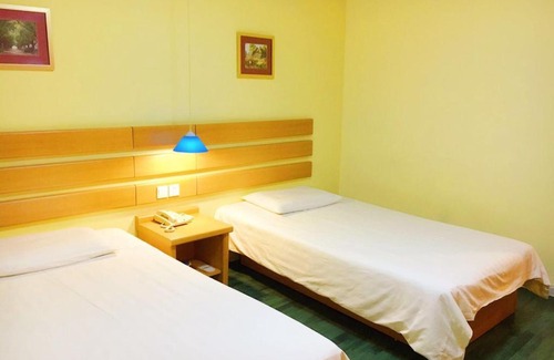 Donggang District Hotel | Home Inn Rizhao Ji'nan Road Wanpingkou