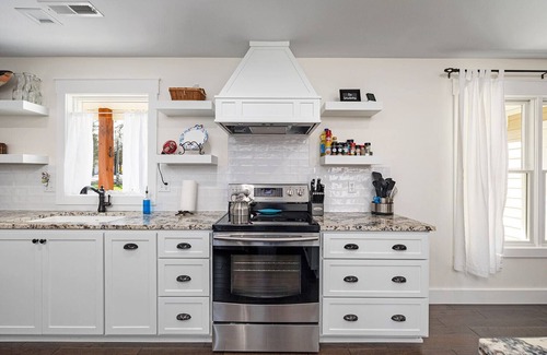 Branson West House | Home-Lakefront-Branson West. New-Clean-Excellent value.