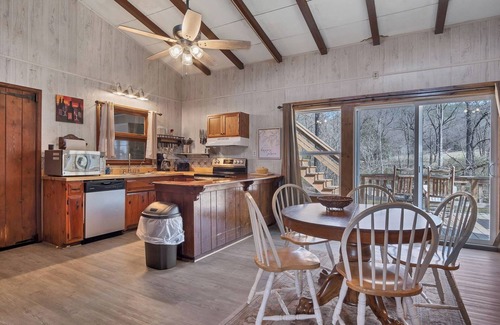Townsend House | Home located on the river , perfect for enjoying a evening on the deck grilling.