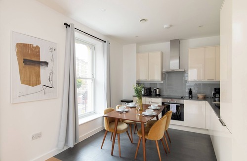 Camden Town Apartment | home.ly Prestige London Apartment Camden