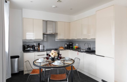 Camden Town Apartment | home.ly Prestige London Apartment Camden