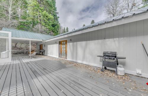Bear Park House | Home Near Lincoln National Forest with Private Sauna