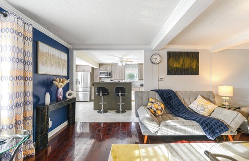 Worcester Cottage | Home Near Skiing & Downtown Worcester